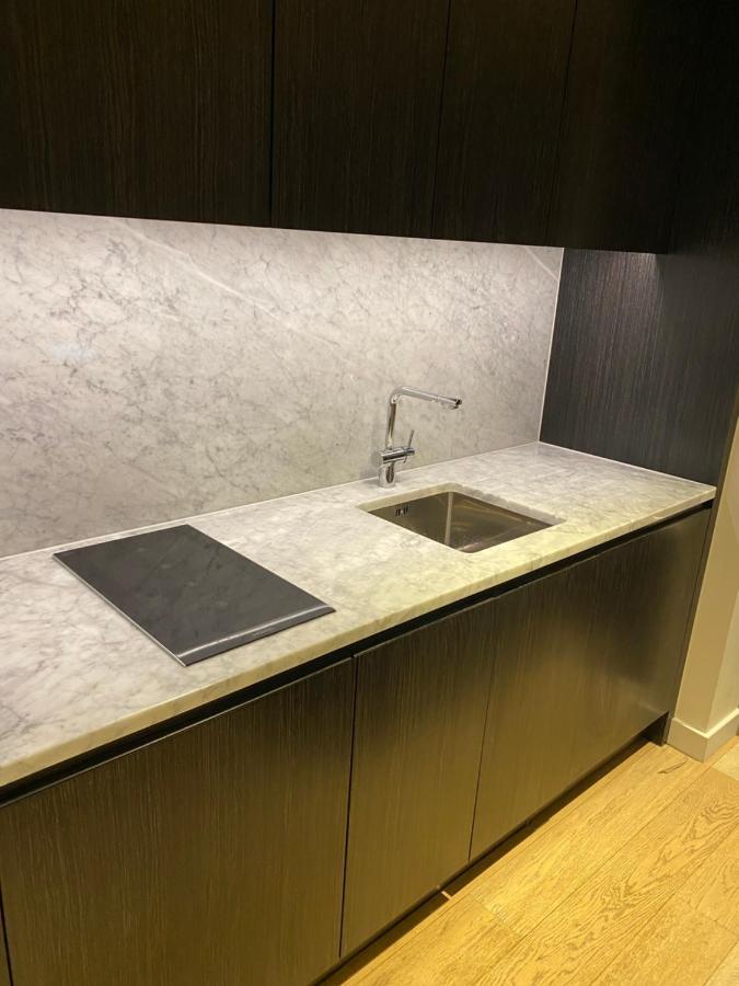 Luxury Canary Wharf One Bedroom Apartment In The Heart Of Londres Exterior foto